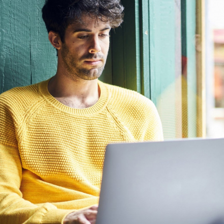 Nouveau Travail: Qui cherche, trouve...