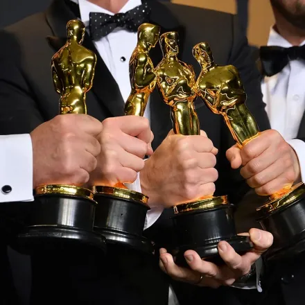 Come prevedere i vincitori degli Oscar 2025: La formula che analizza le probabilità di successo