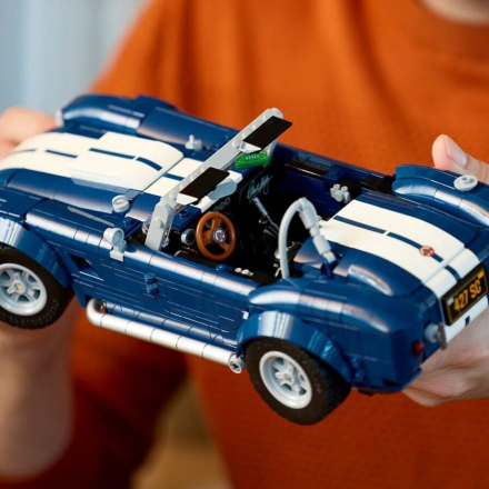 LEGO Cobra: Коли Швидкість і Конструктор Зустрічаються Лице в Лице
