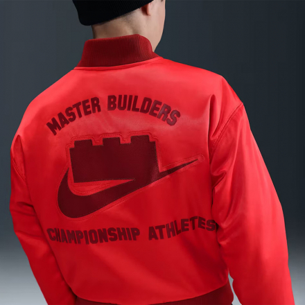 LEGO x Nike: Коли кросівки зустрічаються з конструкторами