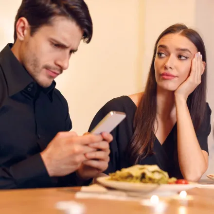 Phubbing: The Silent Threat to Your Relationship Every Man Should Know
