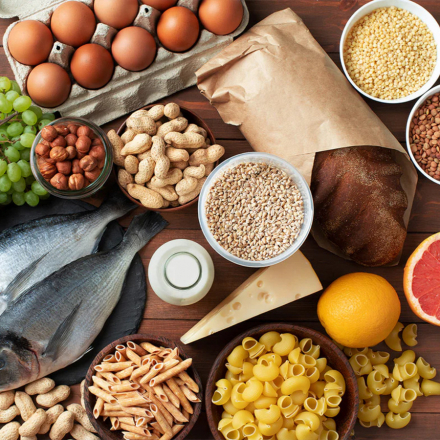 Mettere massa senza errori: i migliori alimenti per un aumento muscolare “pulito”