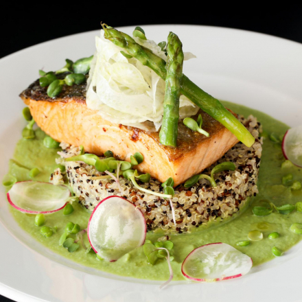 Kako jesti ako vježbaš navečer: praktični vodič za prave muškarce