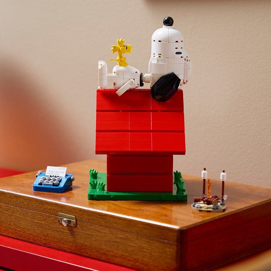 Kada odrasli ponovno postanu dječaci: LEGO oživljava Snoopyja