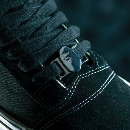 Vans e BAPE uniscono le forze: le nuove Knu Skool diventano l’arma definitiva dello street style