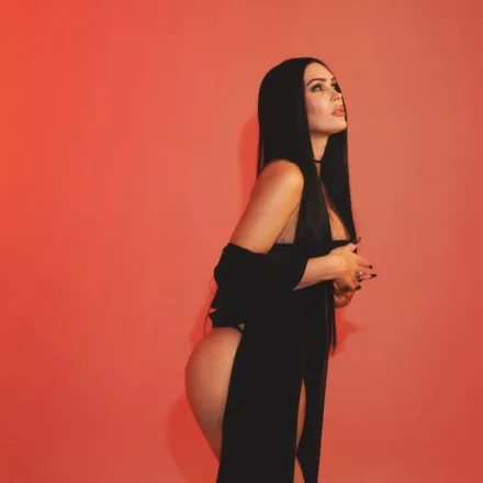 Megan Fox Sets the Internet Ablaze Again: New Photoshoot Sparks Nostalgia for the Cult Classic Jennifer's Body