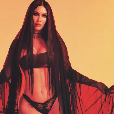 Megan Fox Sets the Internet Ablaze Again: New Photoshoot Sparks Nostalgia for the Cult Classic Jennifer's Body