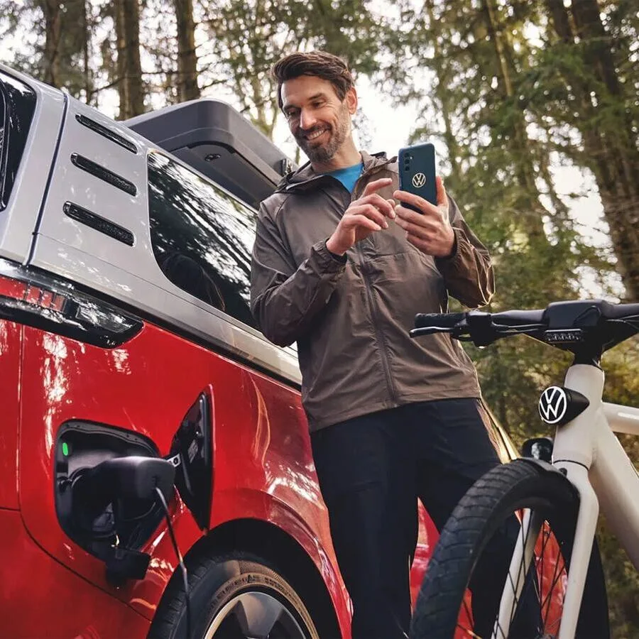 Volkswagen crea la bicicleta eléctrica del futuro: ahora los sistemas de seguridad de los automóviles llegan también a las dos ruedas