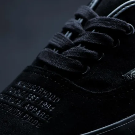 OTW by Vans x NEIGHBORHOOD Authentic 44: Die Sneaker, die beweisen, dass echter Stil nicht aus Lautstärke, sondern aus Charakter entsteht