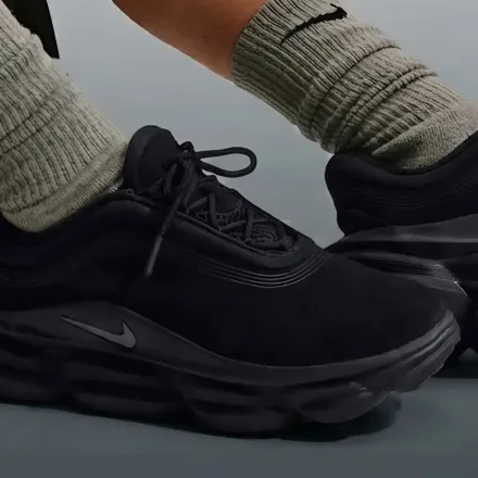 Nike 24.7: The Sneakers You Can Slip On Hands-Free - The Most Comfortable Pair for Men Who Value Everyday Comfort