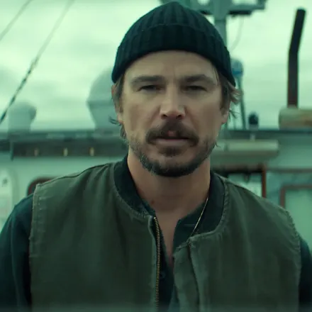 Josh Hartnett part à la chasse d'un monstre marin : Netflix prépare la série la plus terrifiante de l'automne