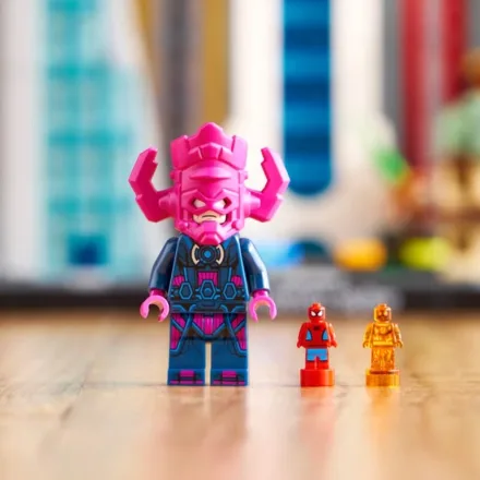 Un univers entier sur une seule plateforme : LEGO réunit 14 lieux emblématiques de Marvel et ajoute Galactus